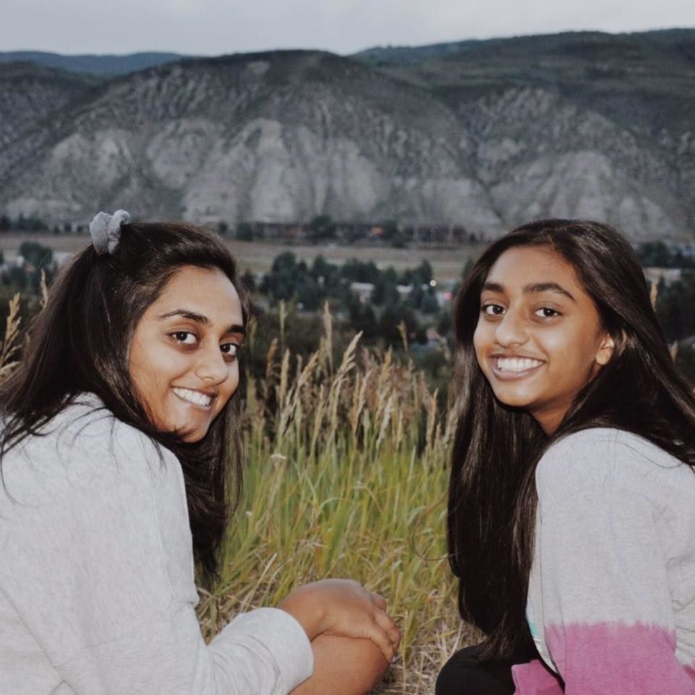 Meet your Posher, Maya